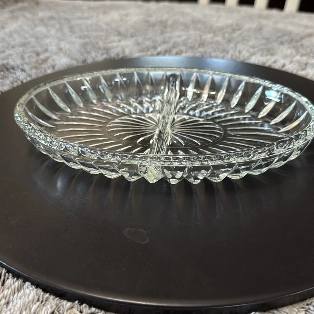 Vintage Clear Cut Glass Divided Serving Relish Dish Oval‎ Shaped Decorative